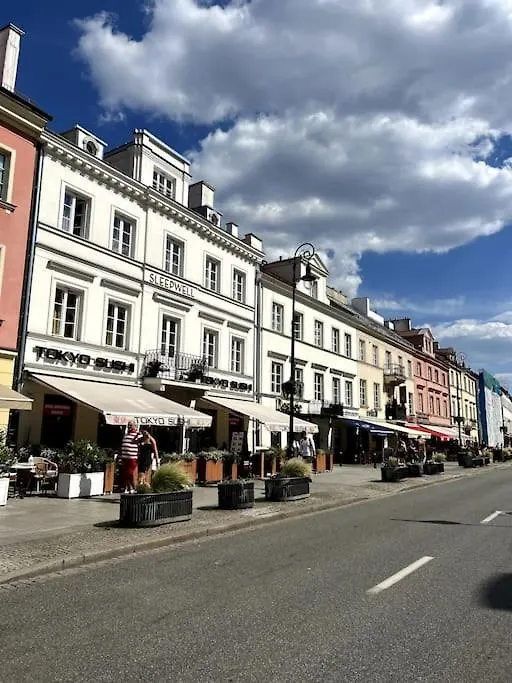 Apartment With Antique Furniture In The Old Town, Metro Warsaw Poland